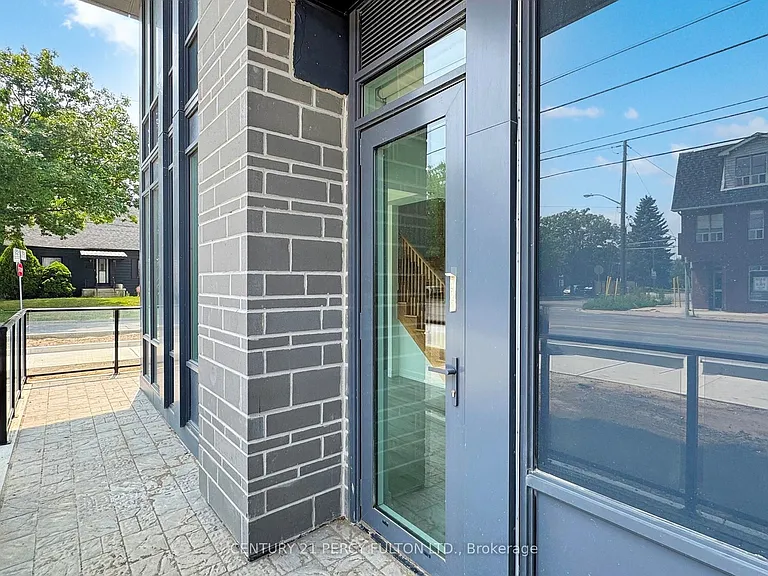 556 Marlee Ave #105 — Photo 40