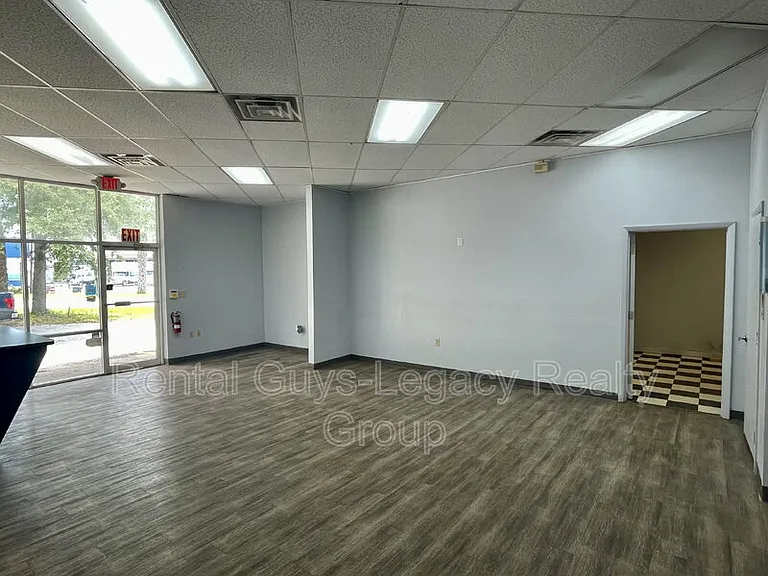 6365 Philips Hwy — Photo 13