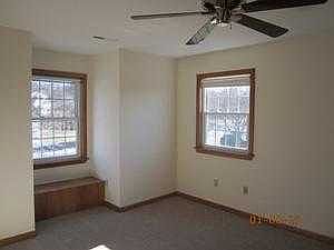 20 COLGATE DR, MANCHESTER, CT. 06042