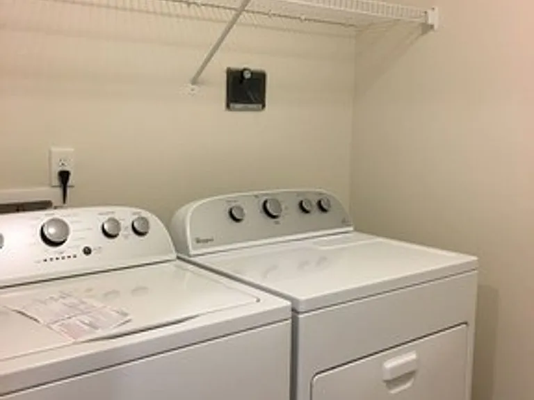 Columbia Hills Townhomes — Photo 9