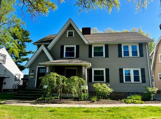 15614 Munn Rd, Cleveland, OH 44111