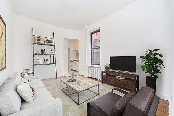 Rented by Living New York | media 12