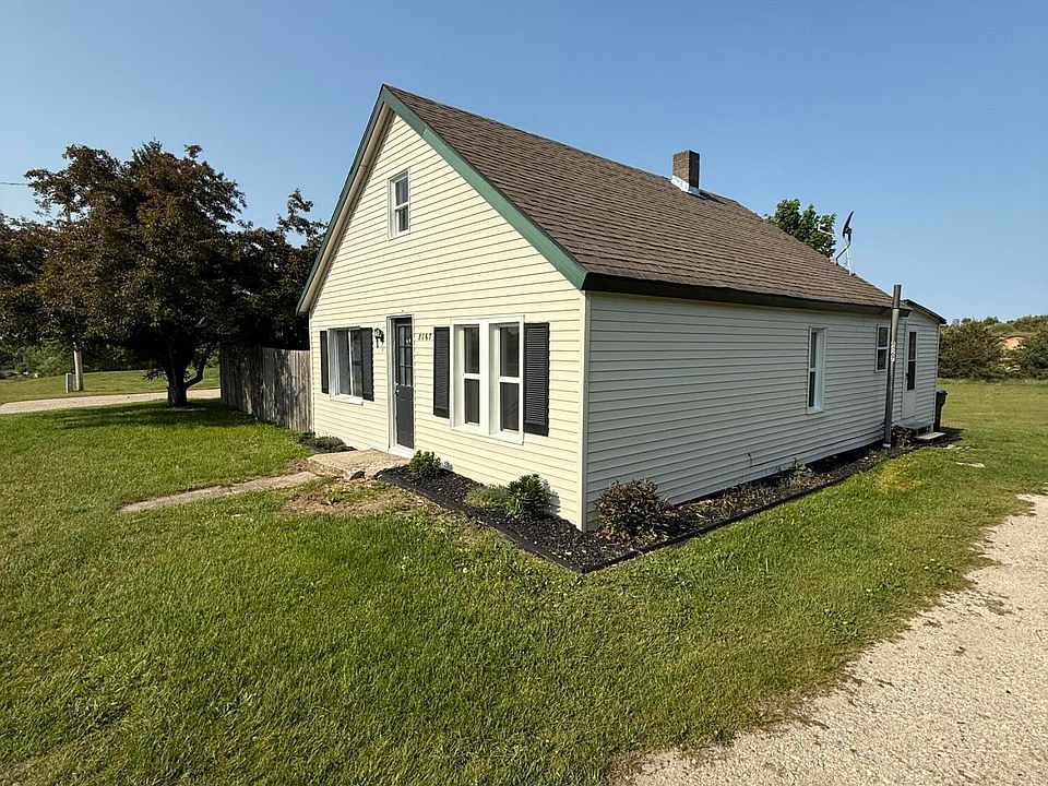 8067 S Hawkins Rd, Reed City, MI 49677 | Zillow