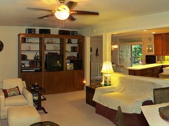 5th image of 1091 Brentwood Dr