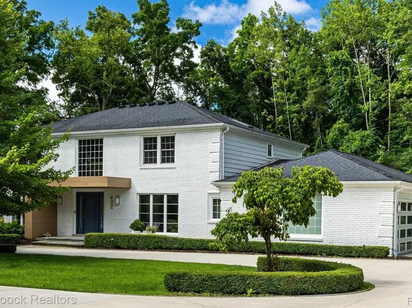 482 Dunston Ct, Bloomfield Hills, MI 48304
