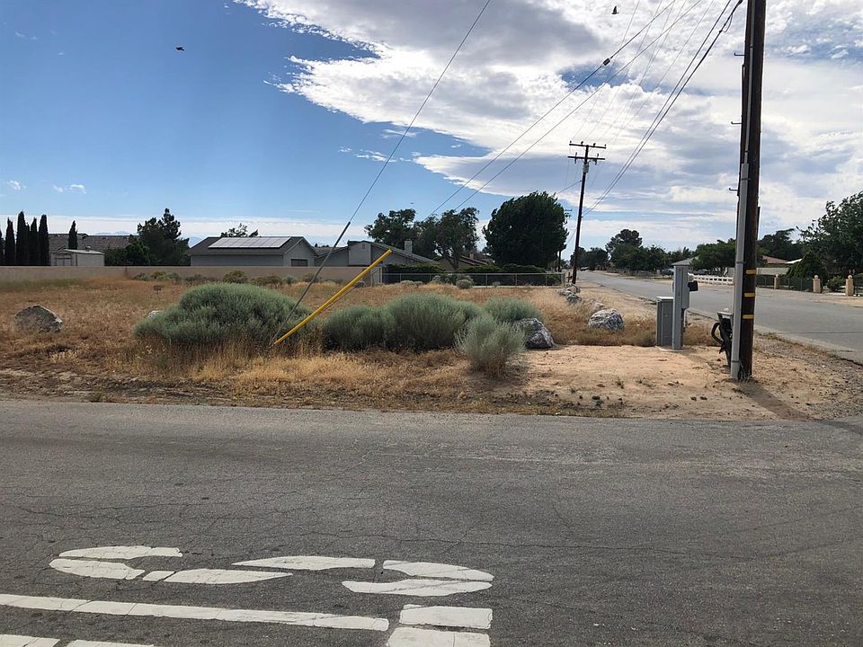 2nd image of Siesta Dr