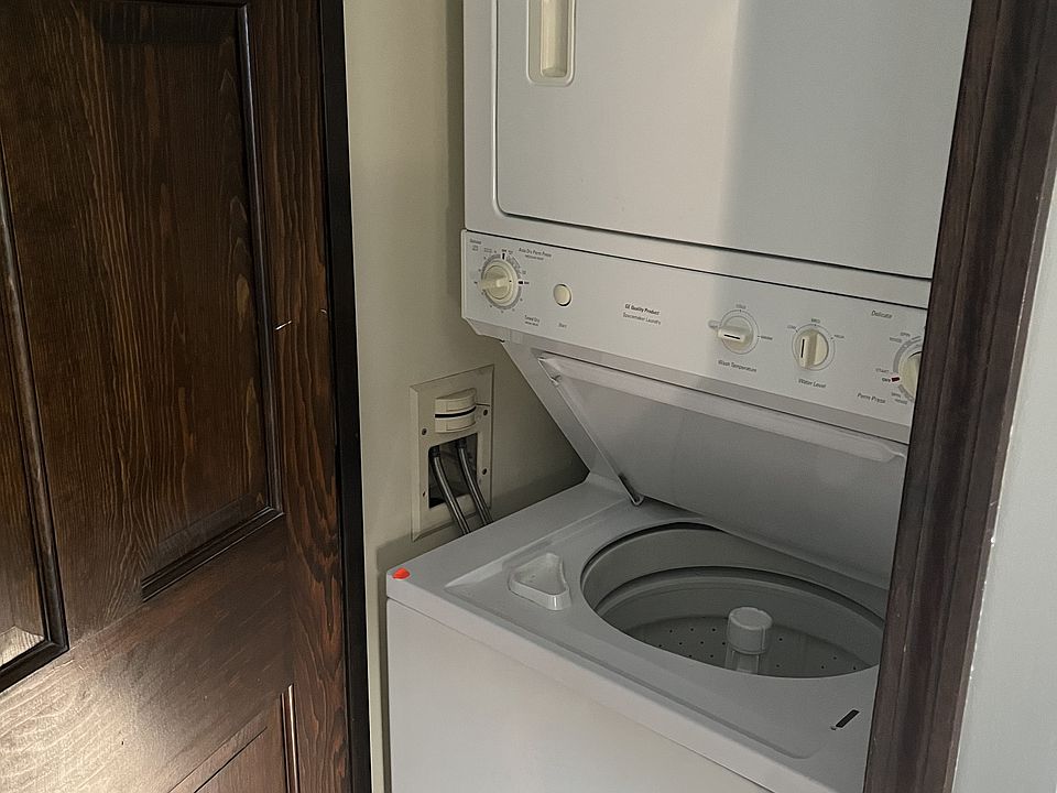 Private Laundry