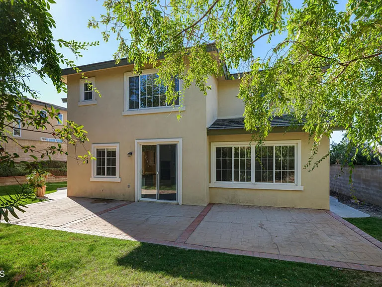 721 Owen Ct — Photo 24