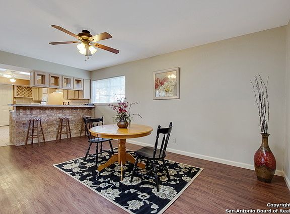 4th image of 505 River Oak Dr