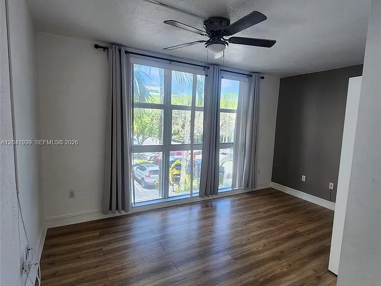1080 99th St #221 — Photo 11