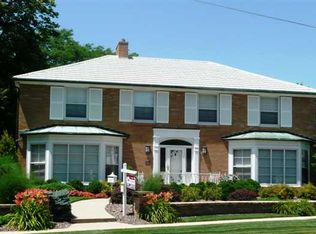 407 Robert St, Fort Atkinson, WI 53538