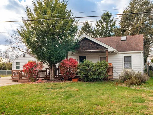 14 John St, Carnegie, PA 15106