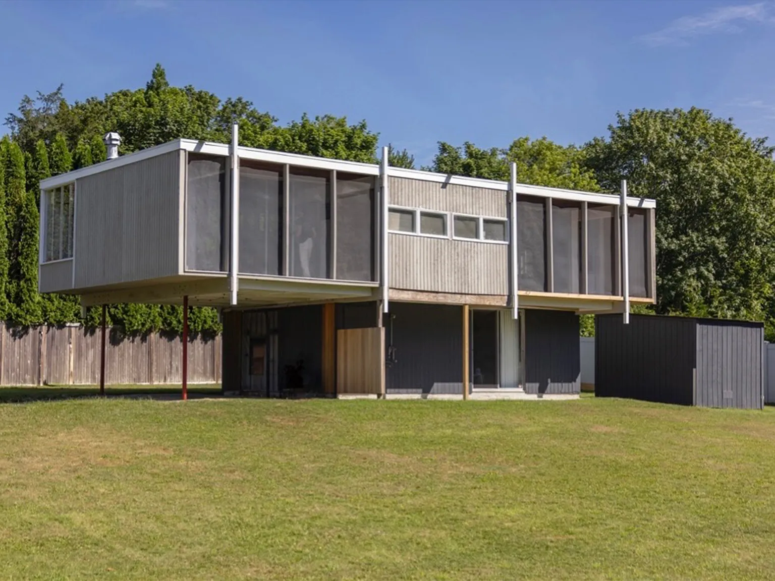 Modern Masterpiece, Private Dock Leading to Mecox Bay — Photo 2
