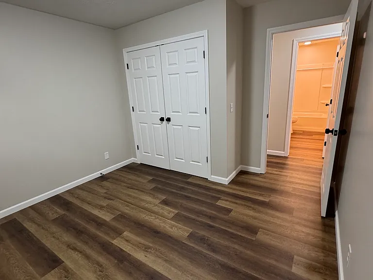 2230 N Aline Ave — Photo 10