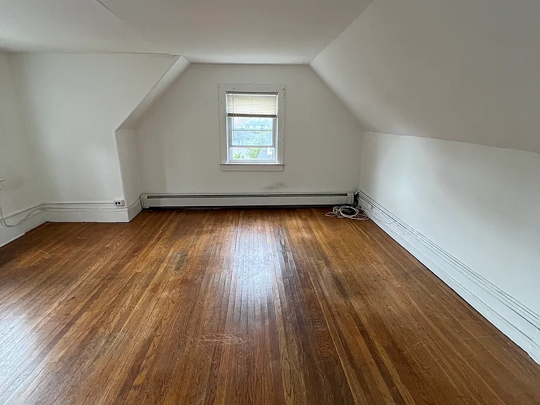 14 Valley Rd #3 — Photo 2