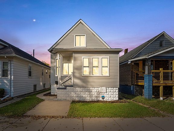 5th image of 670 Forsythe Ave