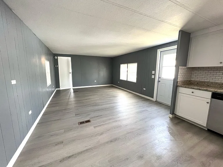 10314 Cypress Cove Ln — Photo 6