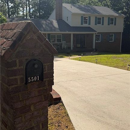 2nd image of 5501 Buxton Ct