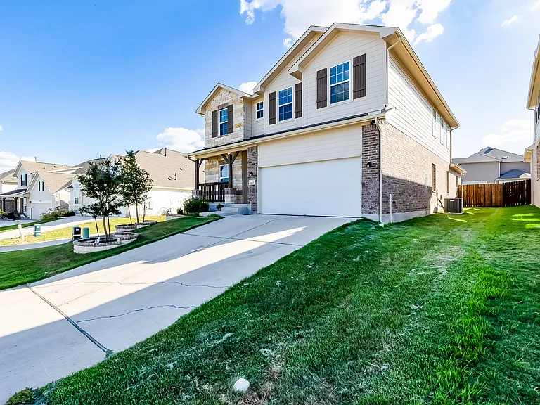6601 Avila Way — Photo 3