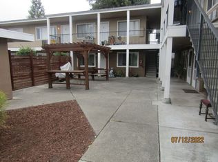 1575 Yulupa Ave #D, Santa Rosa, CA 95405