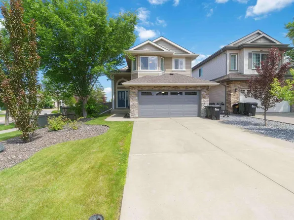 3 Claire Close, Strathcona County, AB T8H 0A9