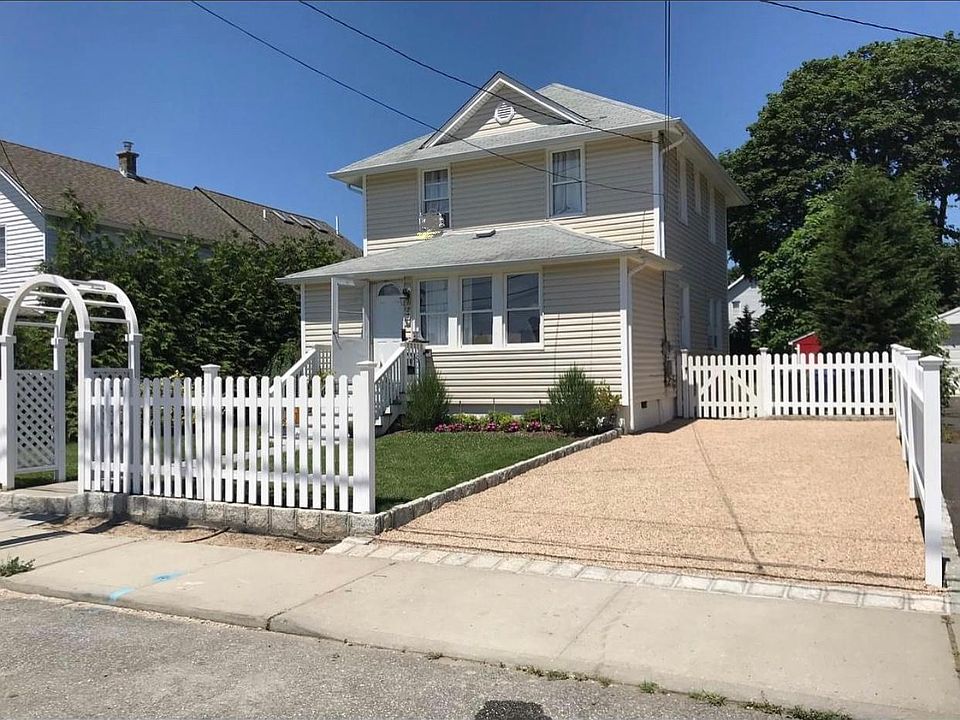 1st image of 27 Carlson Ave
