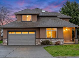 4073 Longview Dr, Saanich, BC V8N 2K6