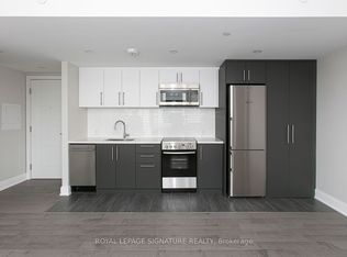 11 Walmer Rd #604, Toronto, ON M5R2W9