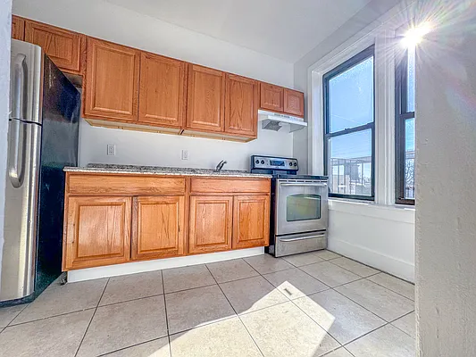 Rented by Gravity Real Estate Advisors | media 14