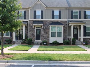 2053 Birchside Dr, Charlotte, NC 28205