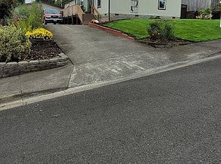 650 S 9th St, Creswell, OR