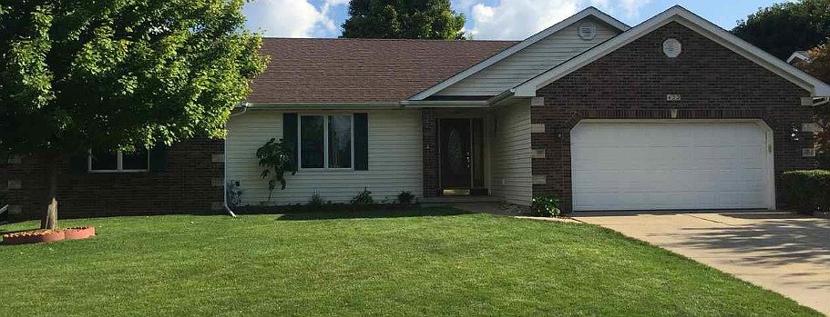 1st image of 422 41st Ave