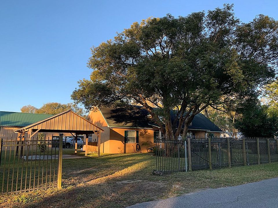 Total Area : 2369 sqft
