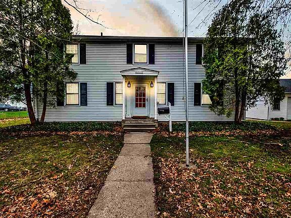 3rd image of 23115 Violet St