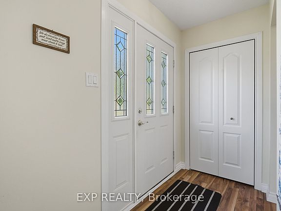 4th image of 320 Culver Pl