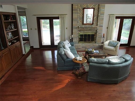 4th image of 79 Magnolia Gardens Dr