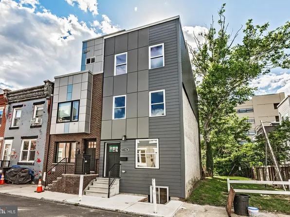 1346 N Myrtlewood St, Philadelphia, PA 19121