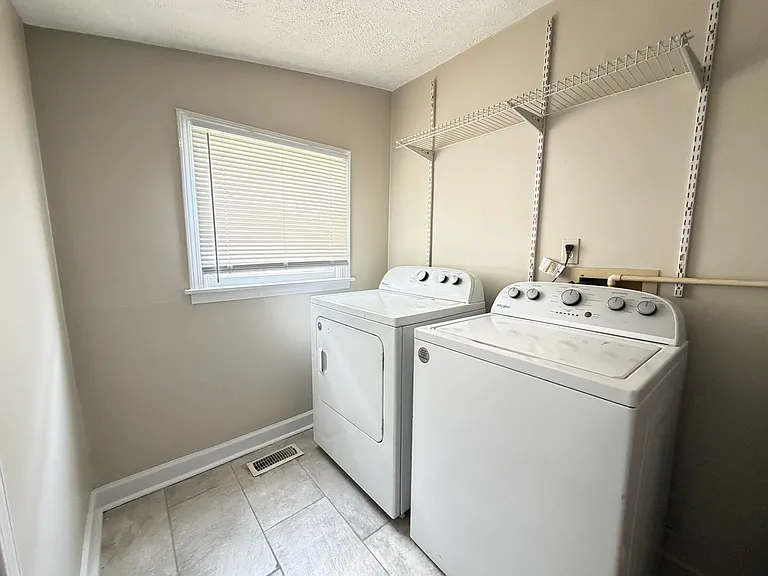 1411 Sale Ave — Photo 11