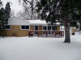 6422 Waldon Rd, Clarkston, MI 48346