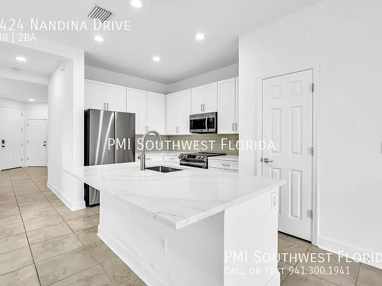 8424 Nandina Dr — Photo 10