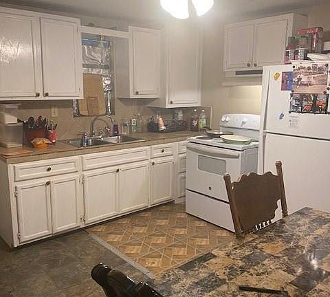 4th image of 1720 Carlisle St