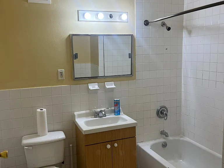 37 Main St #405 — Photo 2