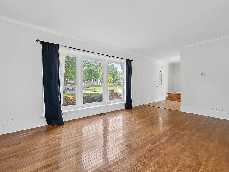 2158 Countryside Cir — Photo 9