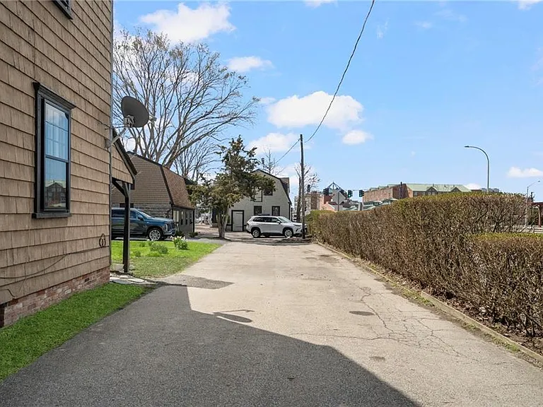 14 Elm St — Photo 41