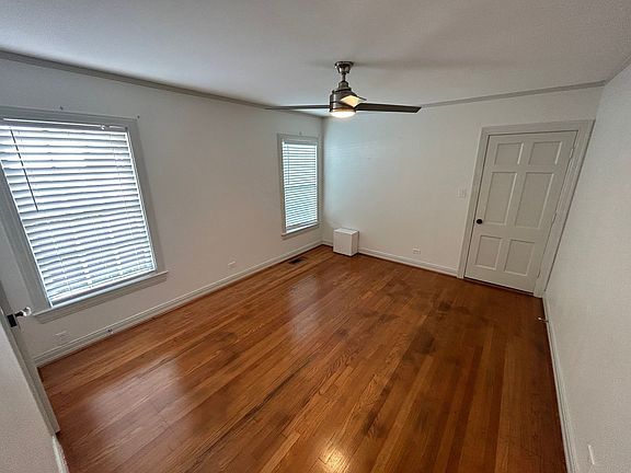 4th image of 4124 Greenbrier Dr