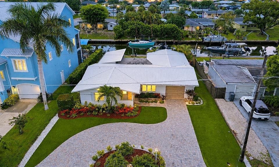 1st image of 720 IXORA AVENUE