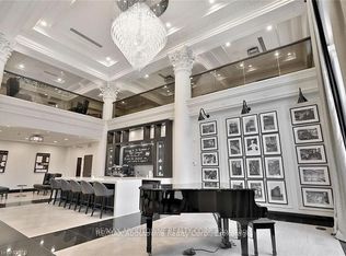 118 King St E #419, Hamilton, ON L8N 0A9