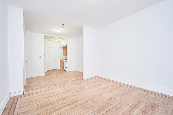 Rented by Keller Williams NYC | media 10