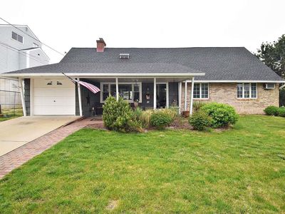 56 Meister, Freeport, NY, 11520