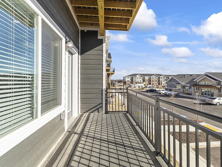 The Pinnacle Floor Plan - 2 Bed/2Bath 1,115 SF